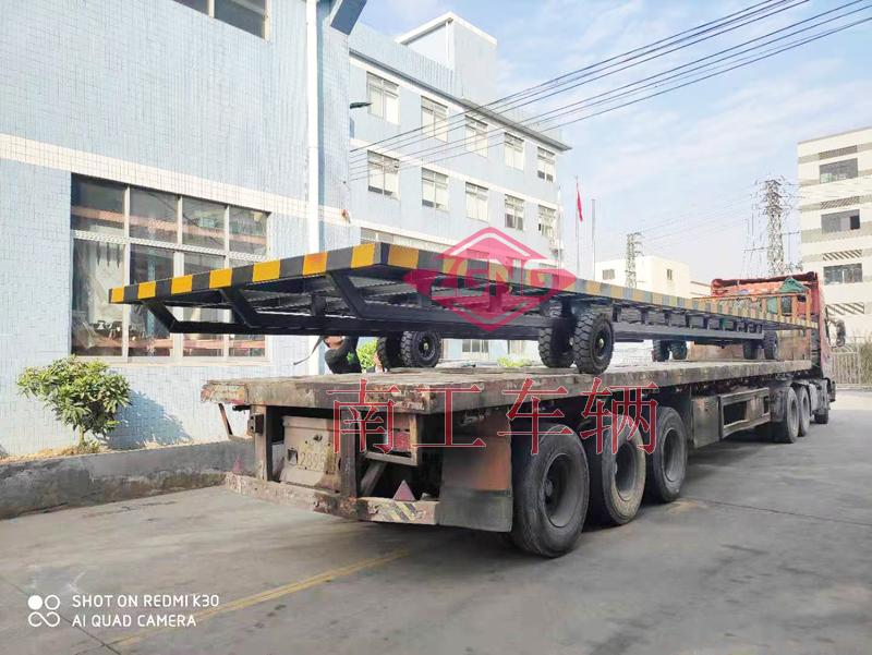15噸骨架式13米長平板拖車