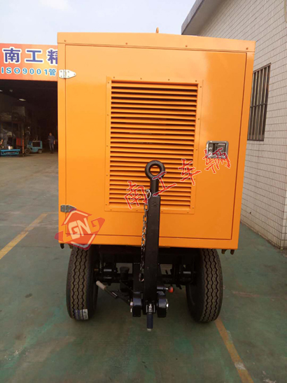 箱式平板車(chē) 光伏儲(chǔ)能電站專(zhuān)用拖車(chē)4I.jpg