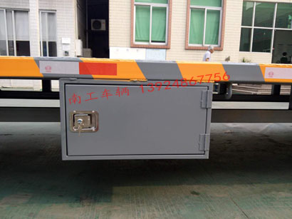 1677045593922296.jpg 6噸平板拖車 灰色5I.jpg