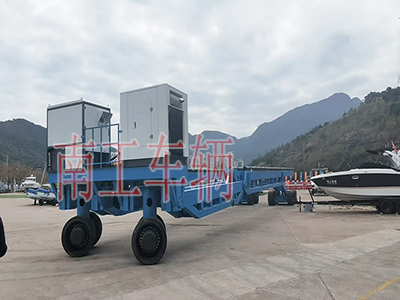 100噸重型游艇拖車 船體拖車I.jpg